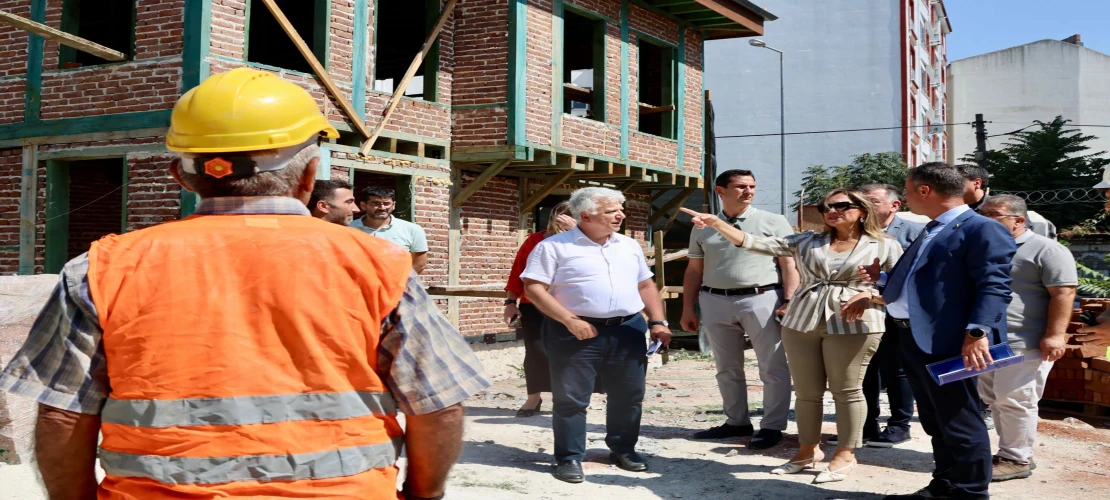 Yüceer Ve Sarıkurt, Restorasyon Çalışmalarını Yerinde İnceledi