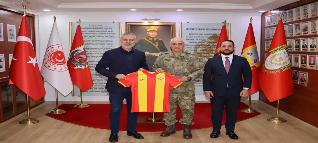 Gazi Ala Paşa’ya Forma Hediye Edildi