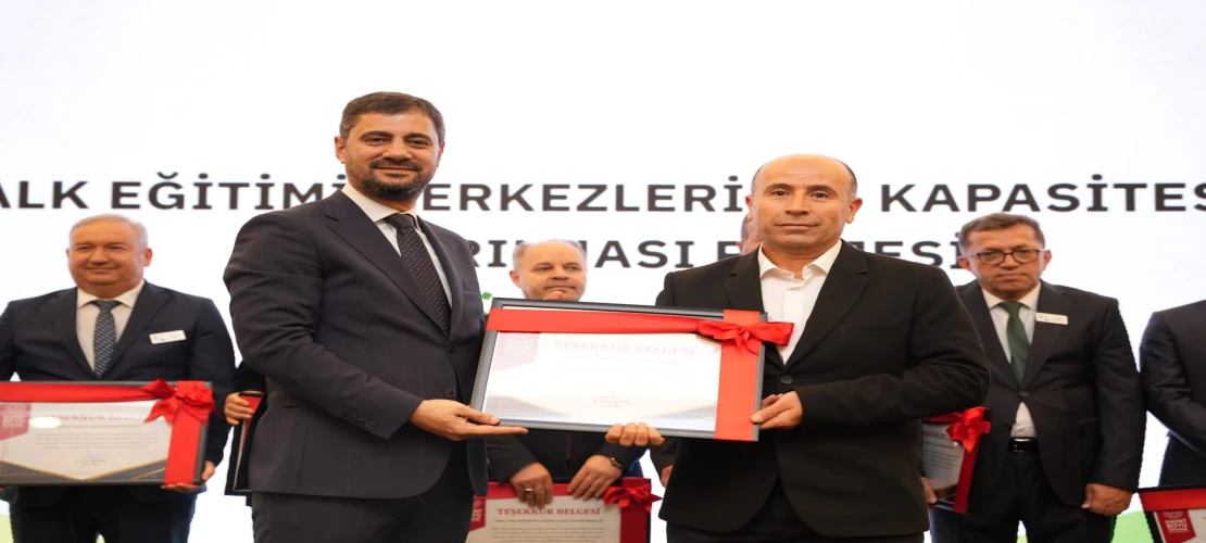 Halk Eğitim Merkezinin Başarısı Ödülle Taçlandı