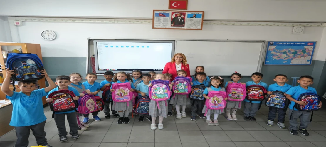 Müge Başkan’dan Öğrencilere Eğitim Desteği