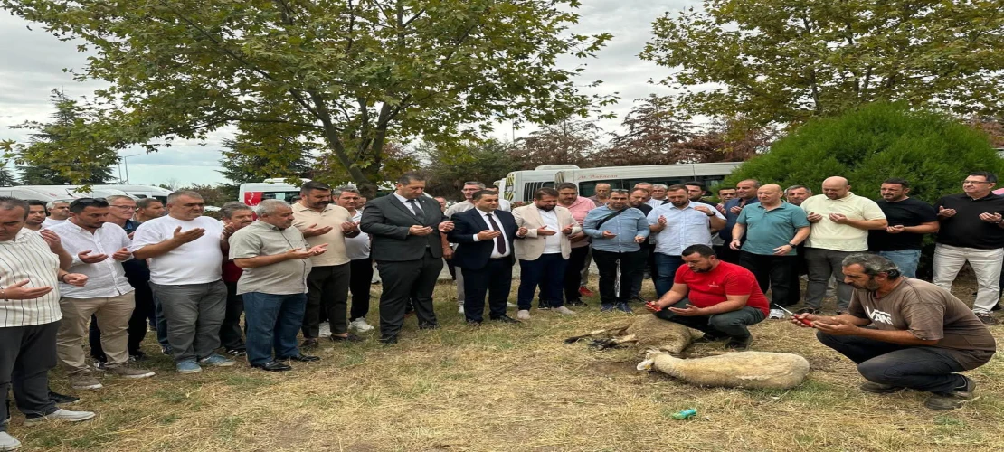 Yeni Eğitim Yılına Kurban Keserek Başladılar