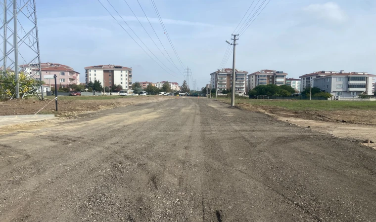 23 Nisan Bulvarı Asfaltlanıyor