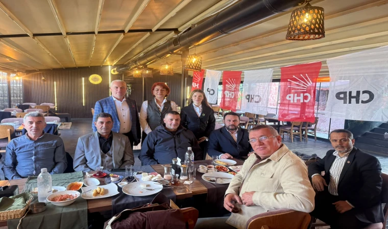 CHP Muhtarlarla Bir araya Geldi