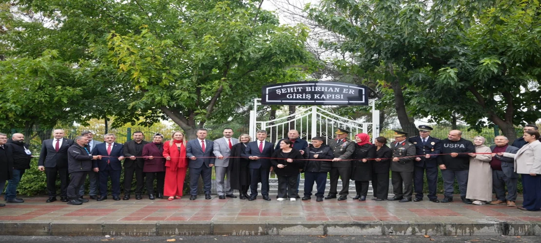 CUMHURİYET PARKI’NIN GİRİŞ KAPISINA ŞEHİDİN İSMİ VERİLDİ