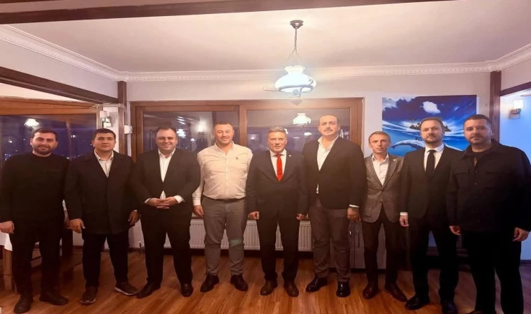 Yeni Parti’de Sürpriz Gelişme
