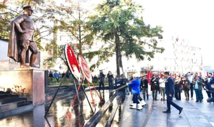 10 Kasım Ulu Önder Atatürk’ü anma törenleri, Çorlu Atatürk meydanında gerçekleştirildi