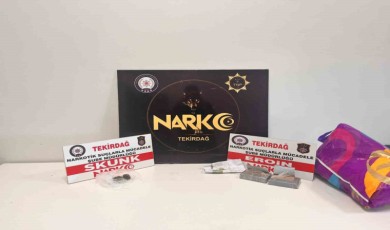 Yolcunun üzerinden yarım kilo eroin ele geçirildi