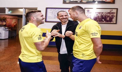 Fenerbahçe’nin yeni transferi Bonucci, takım arkadaşlarıyla bir araya geldi