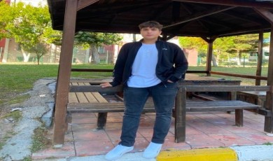 Lise öğrencisi trafik kazasında hayatını kaybetti