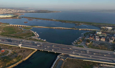 450 yıllık Kanuni Sultan Süleyman Köprüsü’nün restorasyonuna devam ediliyor