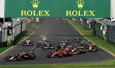 Avustralya Grand Prix’sini Carlos Sainz kazandı