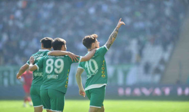 TFF 2. Lig: Bursaspor: 2 - Serik Belediyespor: 2