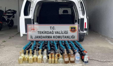 Tekirdağ’da şüpheli araçtan kaçak içki çıktı