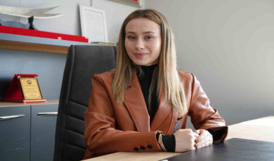 Türkiye’nin en genç kadın belediye başkanı oldu