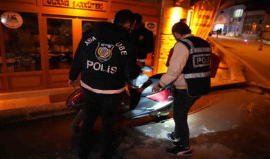 Edirne’de paketçi paket oldu: Motokuryenin siparişleri uyuşturucu çıktı