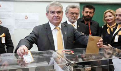 Süheyl Batum oyunu kullandı