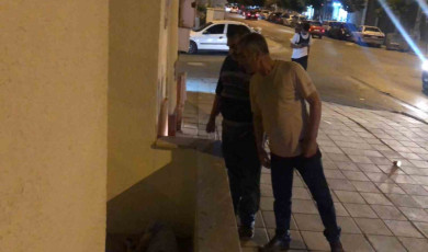 Bu kadarı da pes dedirtti: Alkollü şahıs sağlık ocağı balkonunda uyudu