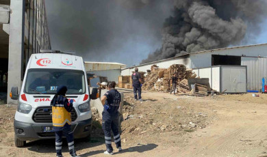 Geri dönüşüm tesisindeki yangın kontrol altına alındı