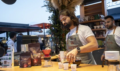 İstanbul Coffee Festival’ de Koray Avcı Sürprizi!