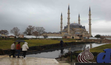 Edirne’de sağanak etkili oldu