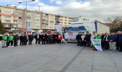 İHH Yardım Tırı Gönderdi