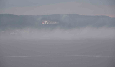 Çanakkale Boğazı sis nedeniyle transit gemi geçişlerine kapatıldı