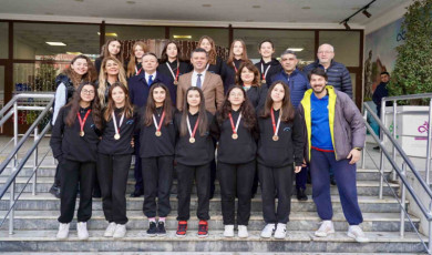 Çorlu’nun şampiyon kızları, Marmara Bölge Şampiyonası’na katılacak