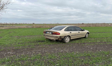 Tekirdağ’da otomobil tarlaya uçtu: 1 yaralı