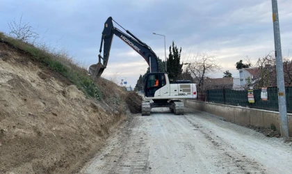 Farklı Noktalarda Çalışmalar Devam Ediyor