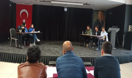 Liseler Arası Münazara Yarışması Elemeleri Başladı