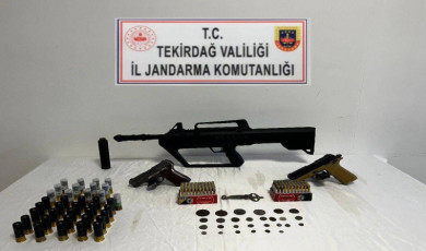 Tekirdağ’da jandarmadan silah ve uyuşturucu operasyonları