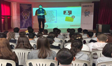 Tekirdağ’da öğrenciler siber tehlikelere karşı bilgilendirildi