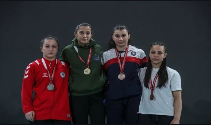 ÇBSK Güreşçileri Şampiyonada Dereceye Girdi