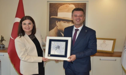 Litvanyalı Konuklardan Başkan Sarıkurt’a Ziyaret