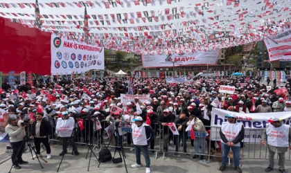 1 MAYIS COŞKUYLA KUTLANDI