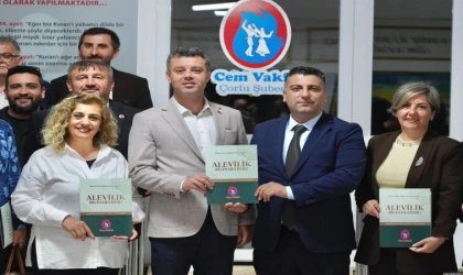 Başkan Sarıkurt Cem Evini Ziyaret Etti