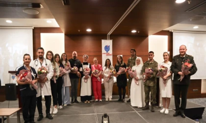 Hemşireliğe Işık Tutan Sempozyum: "Geçmişten Geleceğe Hemşirelik"