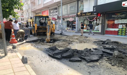 Kazılan Yolun Asfaltı Atıldı