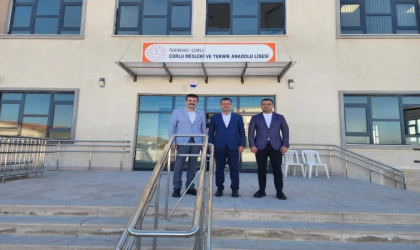 Başkan Sarıkurt Okulları Ziyaret Ediyor