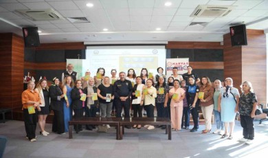 Tekirdağ Emniyeti annelerle buluştu, uyuşturucuya karşı ortak mücadele mesajı verildi