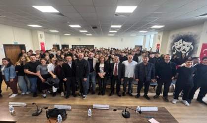 Başarılı Mezunlar Öğrencilerle Buluştu