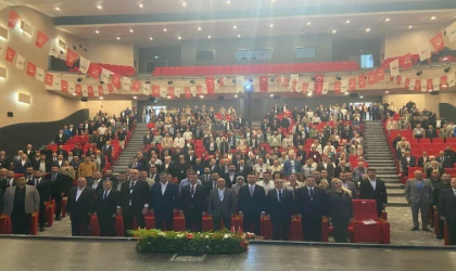 CHP’de Gözler İl Kongresine Çevrildi