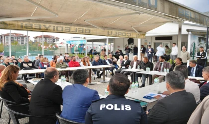 Mahalleli Anlattı, Yetkililer Not Aldı