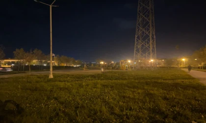 Parkın Aydınlatma Lambaları Yanmıyor