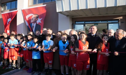 Ergene Kapalı Spor Salonu Açıldı