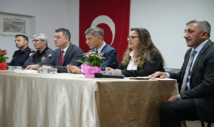 Halk Toplantısı Atatürk İlkokulunda Yapıldı