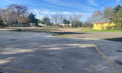 Okul Arazisi Hala Boş