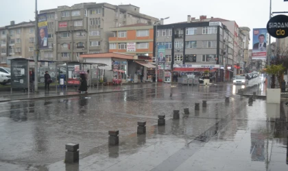 VALİLİK UYARDI; ‘AŞIRI SAĞANAK YAĞIŞA DİKKAT’