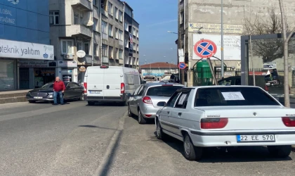 Bölge İkinci El Araç Satış Noktası Gibi