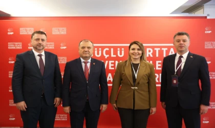 Başkan Sarıkurt, Belediye Başkanları Toplantısına Katıldı